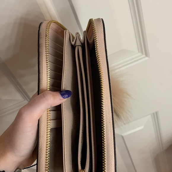 MICHAEL KORS WRISTLET 💞 blush* - Picture 5 of 5